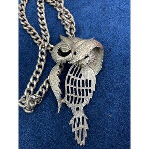 Vintage Razza Owl Pendant Necklace Silver Tone 14" Chain Textured & Detailed